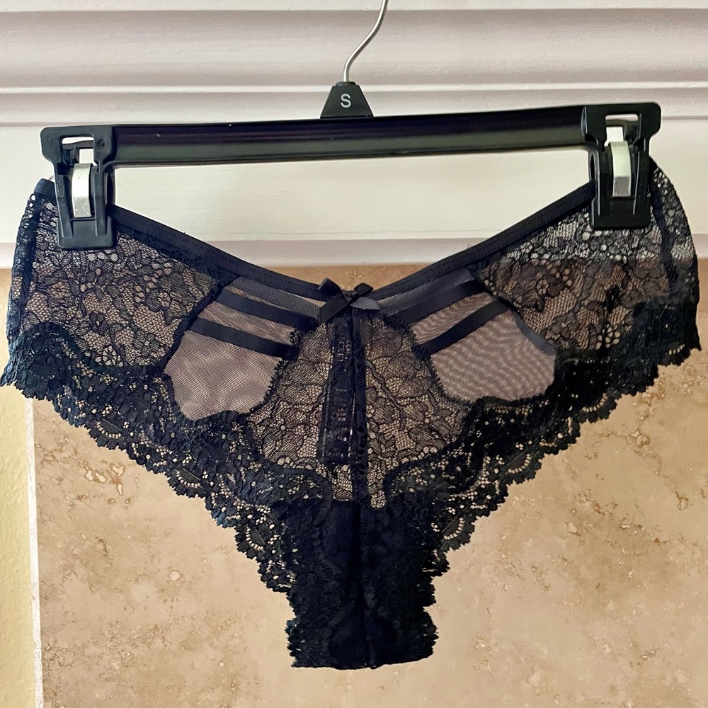 Victoria Secret Black Lace Sheer Panties, NWT, Size M